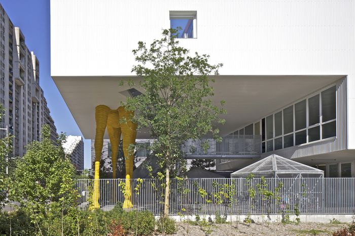 Центра охраны детства Giraffe, архитектурная студия Hondelatte Laporte Architectes
