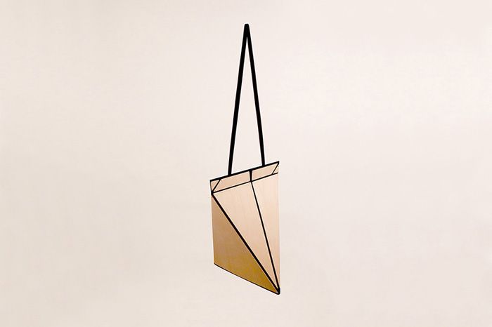 Коллекция сумок Facet, дизайнер Джинси Чжоу (Yingxi Zhou)