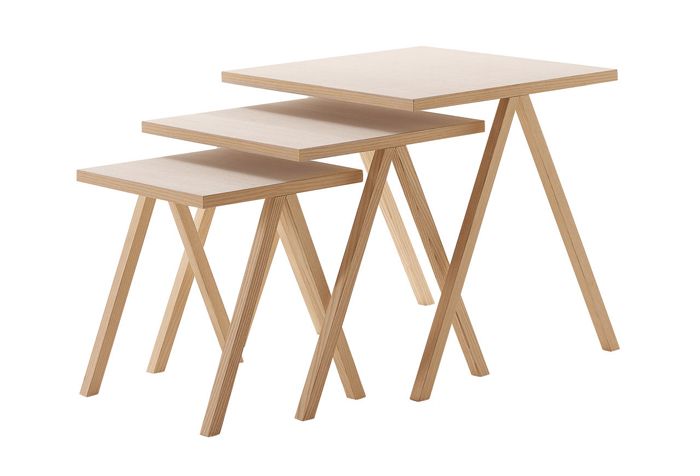 Журнальный столик Hiip Table для компании Cappellini, дизайнер Леонардо Таларико (Leonardo Talarico)