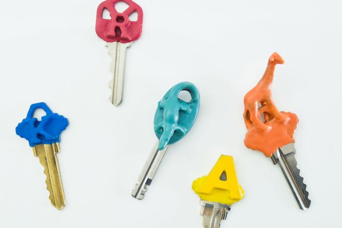 Подробная инструкция о том, как сделать дизайнерские держатели для ключей